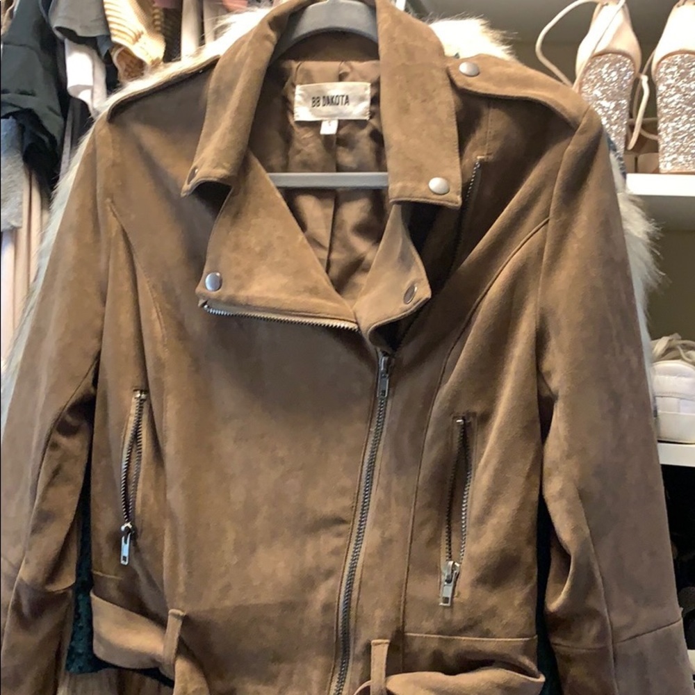 Brown bomber